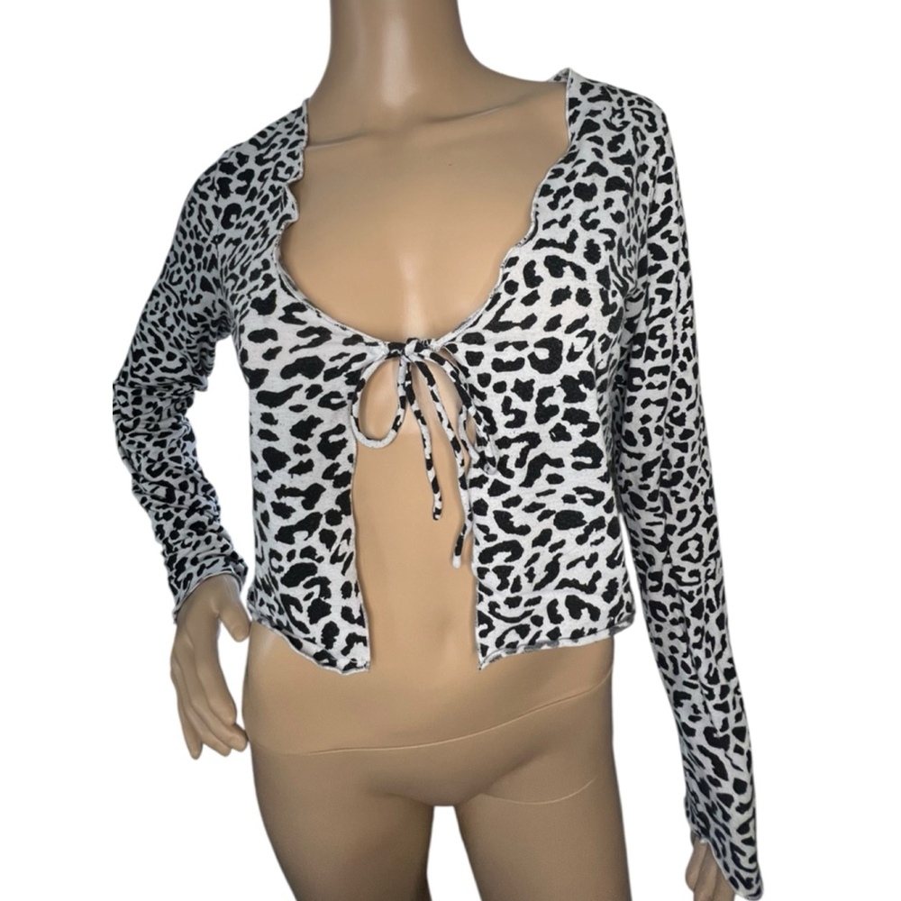 Princess Polly Black And White Leopard Print Long Sleeve Front Tie Top